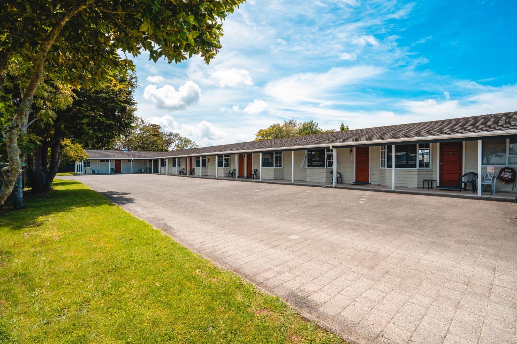 Motel Colonial On Gladstone Gisborne Exterior foto